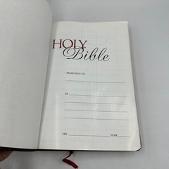 HOLY BIBLE New King James Version Large Print Ultra Thin Broadman Holman