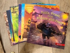 Lot of 18 Brave Books Mixed Saga 1 2 Box Set Extras Map Excellent Condition