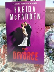 FREIDA MCFADDEN THE DIVORCE SIGNED AUTOGRAPHED 1ST ED/ 1ST PRINT BOOK – #1