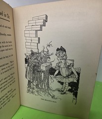 DOROTHY AND THE WIZARD IN OZ by L. FRANK BAUM – HARDCOVER Vintage