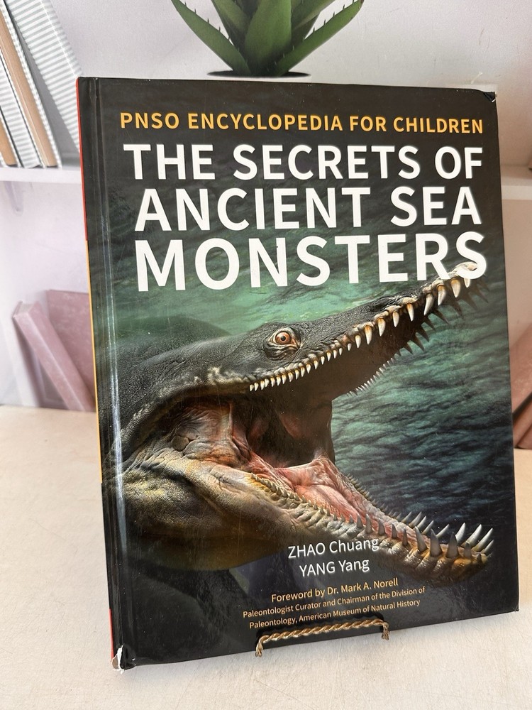 Age of Ancient Sea Monsters (PNSO – Hardcover, by Chuang Zhao; Yang – Good