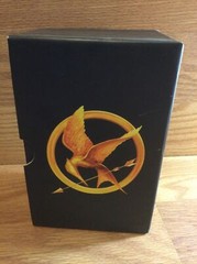 THE HUNGER GAMES – TRILOGY BOX SET 3 BOOKS By Suzanne Collins Scholastic Novel