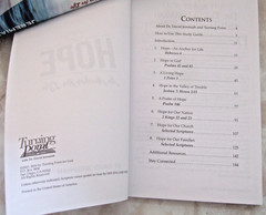 DR. DAVID JEREMIAH HC BOOK AND STUDY GUIDE HOPE AN ANCHOR FOR LIFE 2016