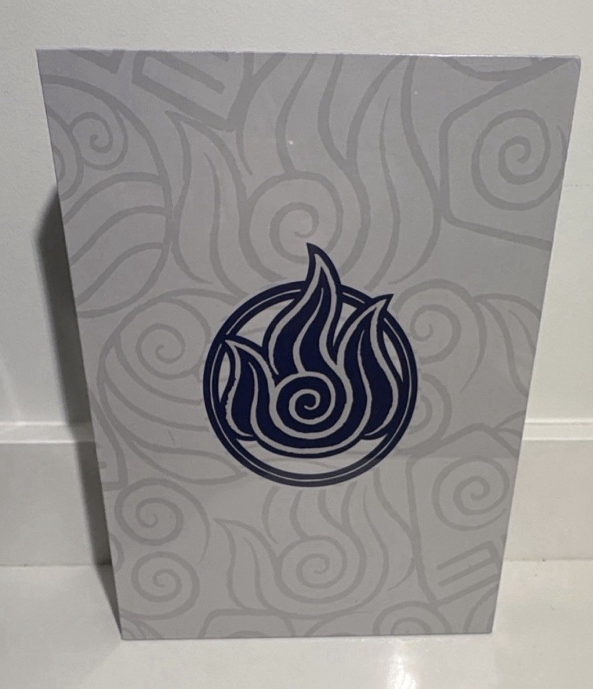 Dark Horse Legend of Korra Art Series Book 3 Change Deluxe Slipcase HC