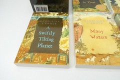 Madeleine L’Engle Time Quintet Box Set 5 Books Wrinkle in Time Square Fish