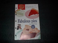 Fabulous Pies from Pillsbury 24 Pages of Delicious Recipes 1950s PB