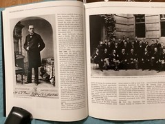 SIGMUND FREUD MUSEUM SOFTCOVER BOOK, 1994, 112 PAGES/FREE POSTAGE!!!