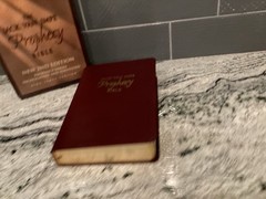 The Jack Van Impe Prophecy Bible New 2nd Edition King James Version EUC