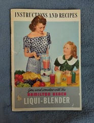 Lot 3 VTG advertising cookbooks Riverside Hamilton Beach Pillsbury 1920s-1950s