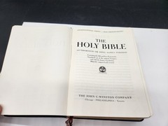 Holy Bible Winston Company INTERNATIONAL SERIES Self Pronouncing Vintage KJV