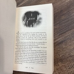 Six of Crows – Paperback By Bardugo, Leigh – VERY GOOD