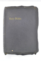 Vintage The Holy Bible Self-Pronouncing Edition National Bible Press Compact