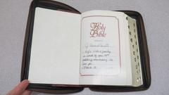 Holy Bible KJV Giant Print – Holman 1982 – bonded leather book – leather case