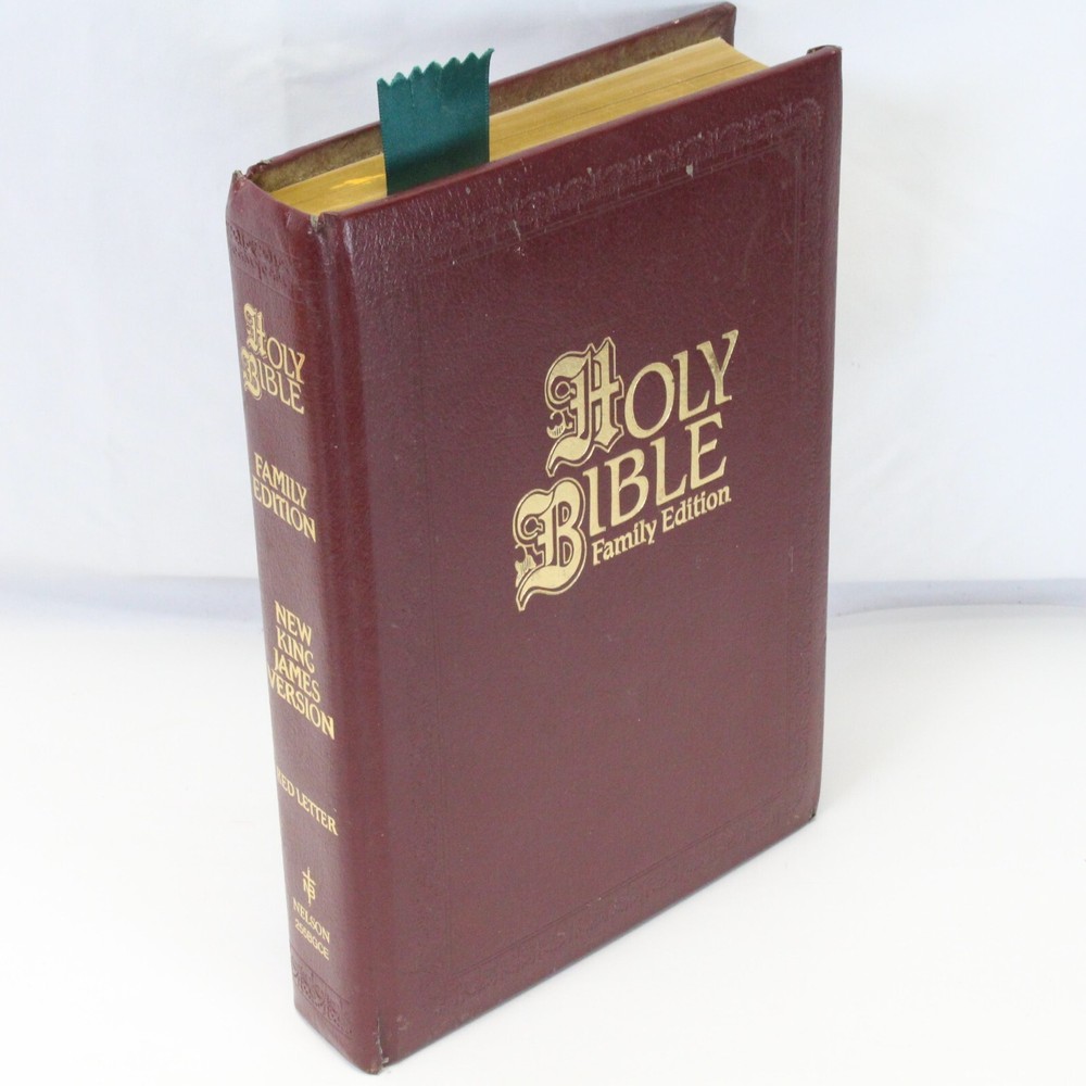 Holy Bible NKJV Red Family Edition Leather1985 Nelson 255BGCE 11.5×8.5×2 Inches