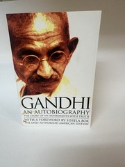 Gandhi Mohandas K. Gandhi Beacon Press 1993 Trade Paperback Autobiography