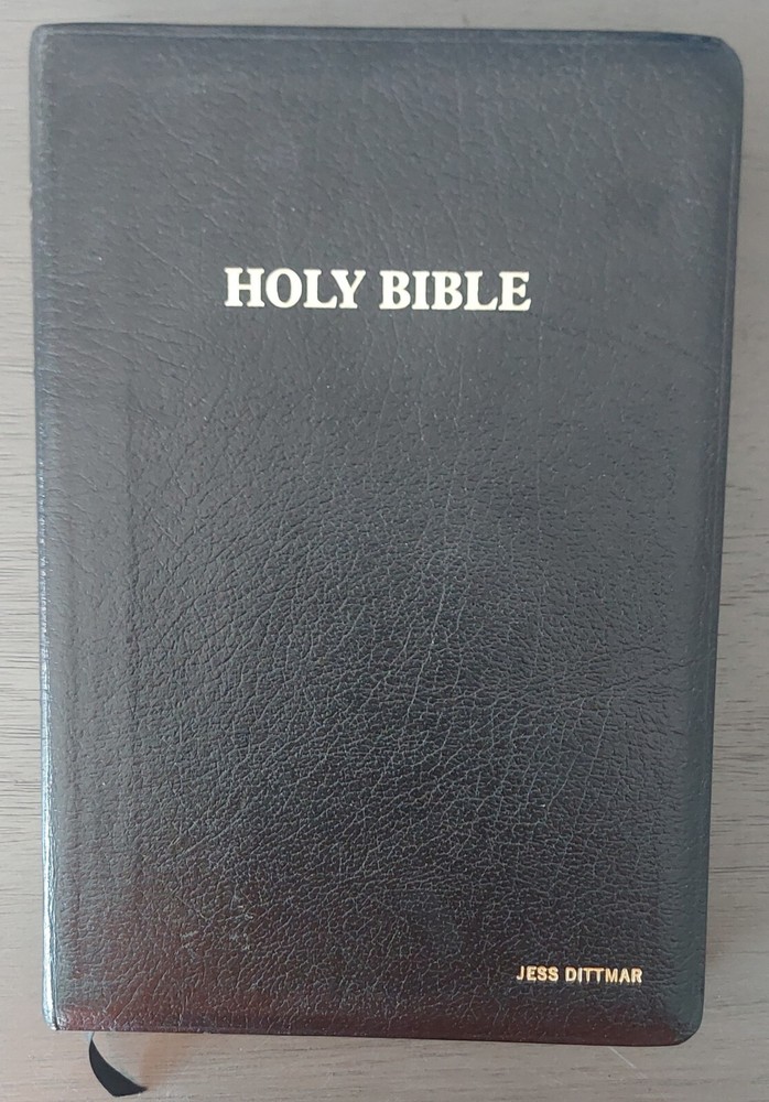 Holy Bible Premium Bonded Leather B&H KJV Giant Print Edition Red Letter 1982 VG