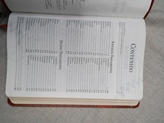 BIBLIA ORACIONES Y PROMESAS NVI SPANISH EDITION By Thomas Nelson