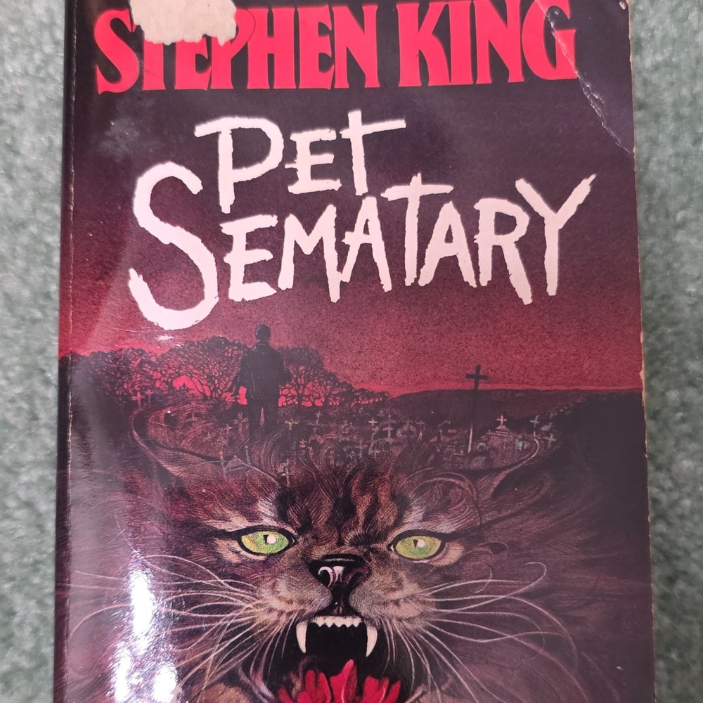Stephen King Pet Sematary Paperback Horror Novel Film/TV Adaptation