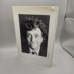 Kurt Vonnegut Hocus Pocus Hardcover Novel, 1990 G.P. Putnam’s Sons, Dust Jacket