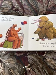 How Do Dinosaurs Count to Ten? by Jane Yolen (2004, Children’s Board Books)
