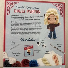 Unofficial Dolly Parton Book and Crochet Kit (Mixed Media Product)
