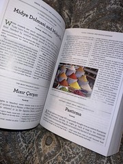 1,000 Foods to Eat Before You Die : A Food Lover’s Life List by Mimi Sheraton…