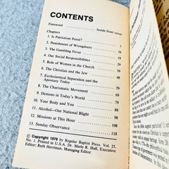 Vital Issues of the Hour No. 2 1976 Regular Baptist Press Christian Studies RBP