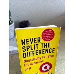 Never Split the Difference Chris Voss Paperback Negotiation Business Book