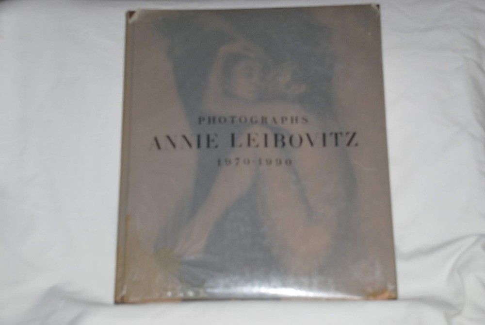 Annie Leibovitz, Photographs, 1970-1990 : Including a Conversation with Ingr…