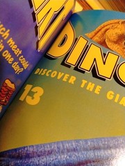 DINOSAURS Discover The Giants Of The Prehistoric World Magazine Lot Of 4 Binders