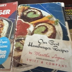 13 Vintage 1930 ‘s And 1960’s Paperback Pamphlets / Cookbooks