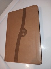 Biblia de Regalo N.B.D. Grupo Nelson Publishers 2008 Tan Soft Spanish Bible NBD