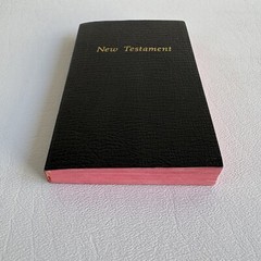 Vintage Pocket New Testament, KJV, Black Leather 4.25” x 2.75” 1968
