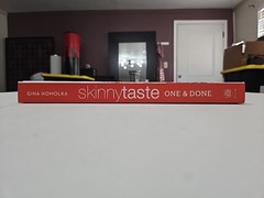 SkinnyTaste One & Done By Gina Homolka Hardcover Pre-owned Good