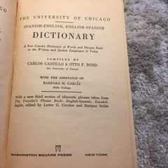 The University Of Chicago Spanish English English Spanish Dictionary Paperback