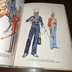 Vintage 1976 World Uniforms & Battles 1815-50 First Edition – Illustrated