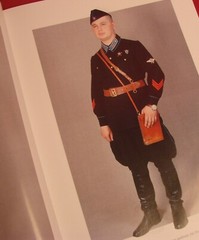WW2 Soviet Russian RED ARMY UNIFORMS 1918-45 COLOR Photo BOOK Shalito EnglishTxt