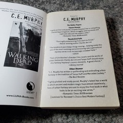 Urban Shaman C.E. Murphy 2005 First Trade Paperback Urban Fantasy Luna