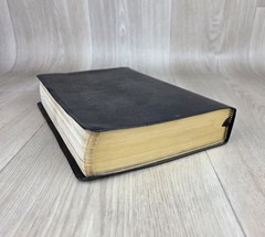 1994 Ryrie KJV Expanded Edition Study Bible Red Letter Moody Black Softcover