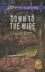 Down to the Wire (SWAT: Top Cops) – Mass Market Paperback By Scott, Laura – GOOD