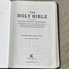 Thomas Nelson Holy Bible KJV Red Letter Leather Edition English Old & New 2015