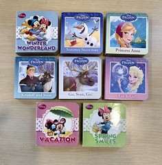 WALT DISNEY MICKEY & MINNIE and FROZEN MINI BOARD BOOKS 2.75″ X 2.75″ LOT OF 8
