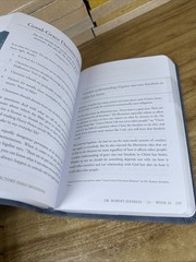 Pathway to Victory Daily Devotional by Dr. Robert Jeffress 2022 Blue Suede