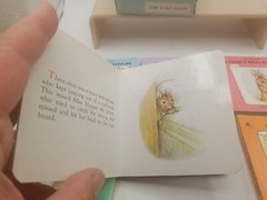 2 Vintage Box Sets “LITTLE TREASURY BEATRIX POTTER STORIES” Books & Cassettes