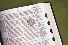 KJV, Thompson Chain-Reference Bible, Large Print, Bonded Leather, Black, Red …