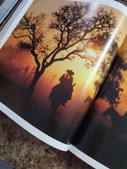 Nat Geo Simply Beautiful Photographs Hard Cover Coffee Table Waiting Room Book