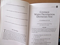 SET OF 4 DR. DAVID JEREMIAH STUDY GUIDES COURAGE TO CONQUER + 1CD