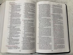 NIV Thompson Chain Reference Bible 2022 Large Print Black Bonded Leather