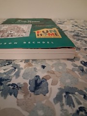 Fun Home: A Family Tragicomic – Paperback By Alison Bechdel