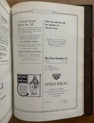 1922 UNIVERSITY OF CHICAGO COLLEGE YEARBOOK, THE CAP AND GOWN, CHICAGO, IL